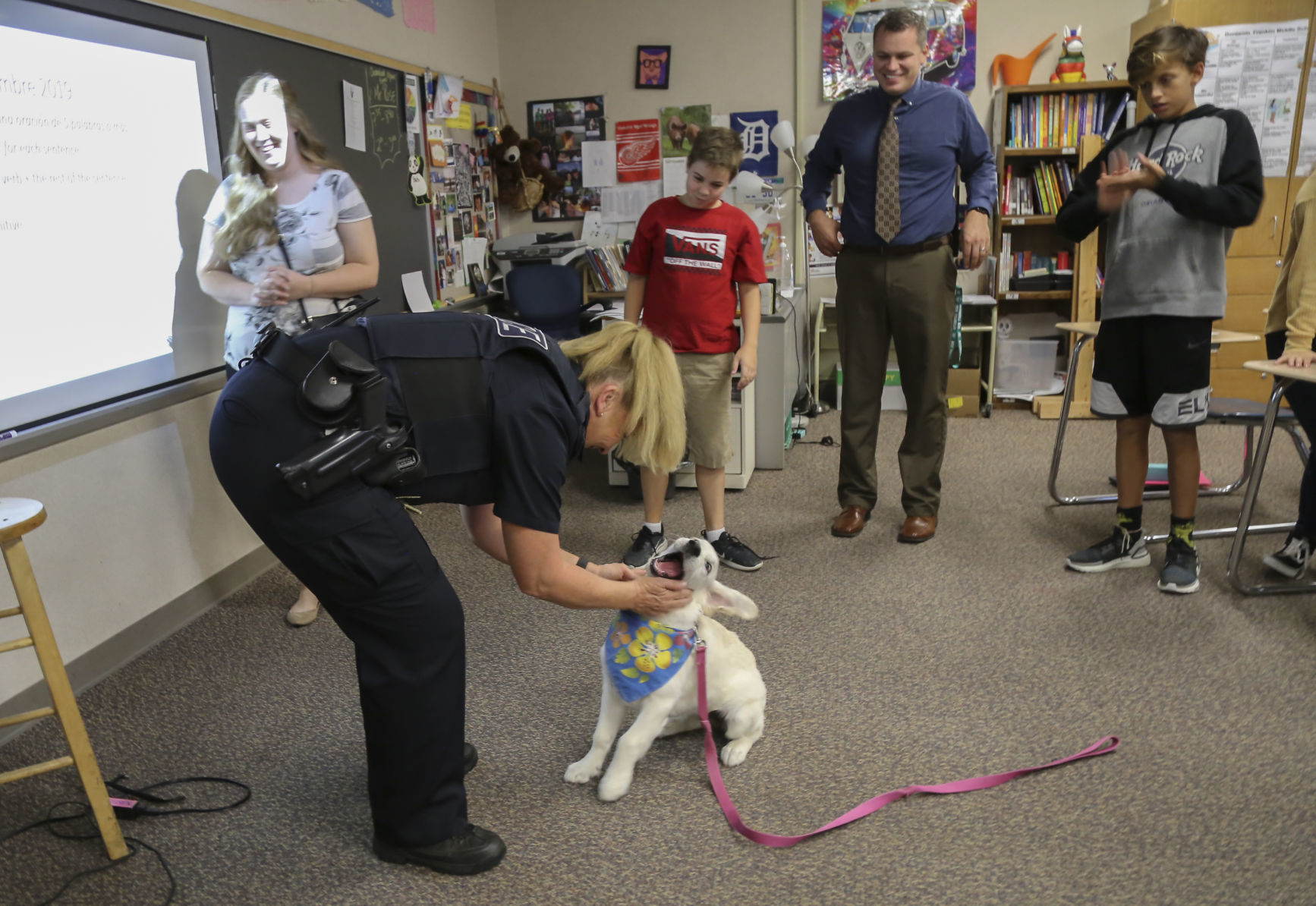 Valpo Schools therapy dogs